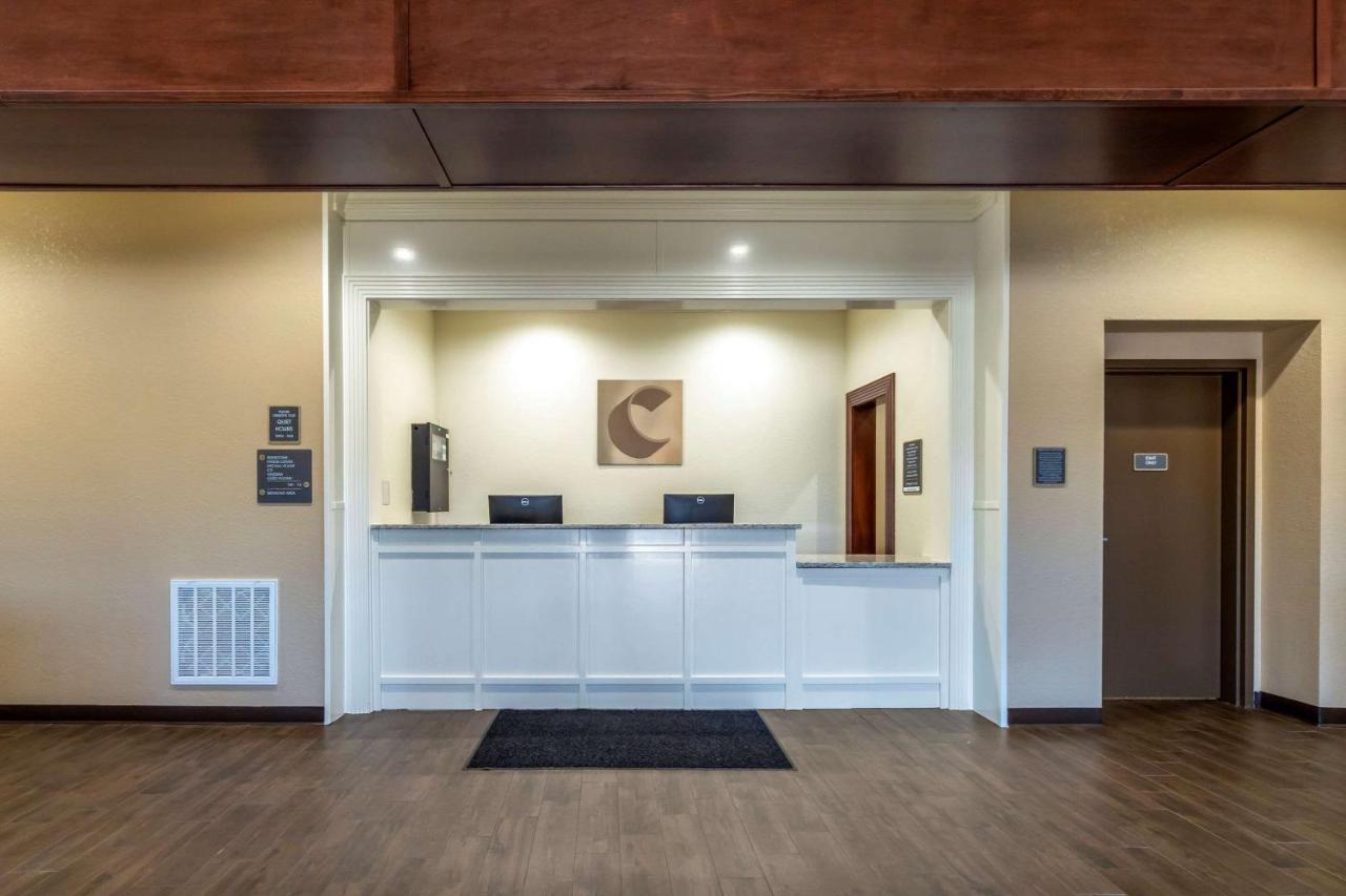 Comfort Inn & Suites Harrah Choctaw Экстерьер фото