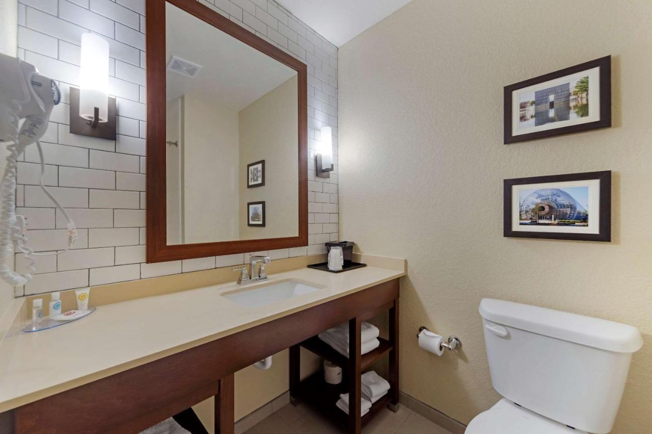 Comfort Inn & Suites Harrah Choctaw Экстерьер фото